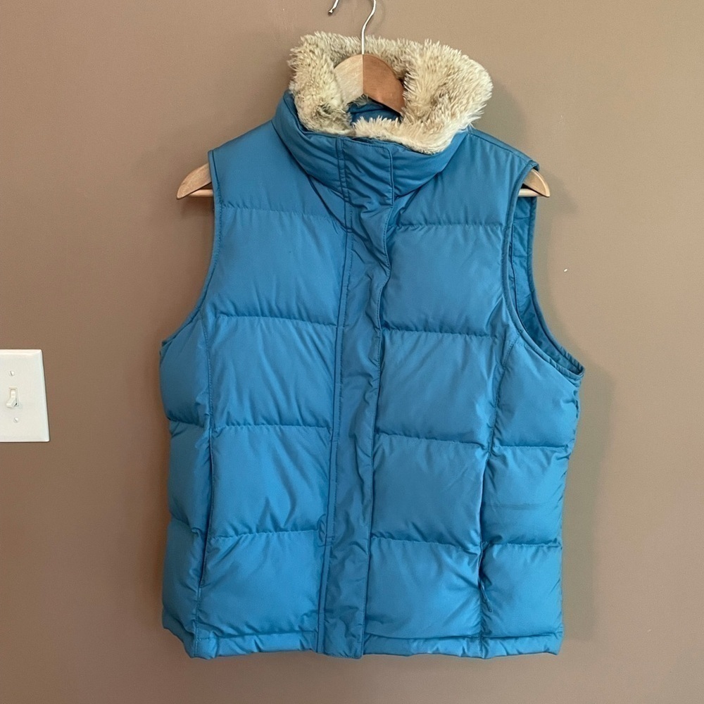 L.L. Bean Goose Down‎ Faux Fur Trim Vest Blue Size Medium
